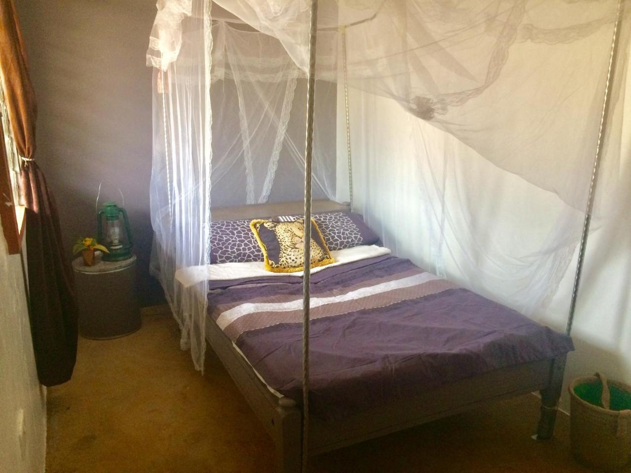Вилла Amboseli Eco Camp Экстерьер фото