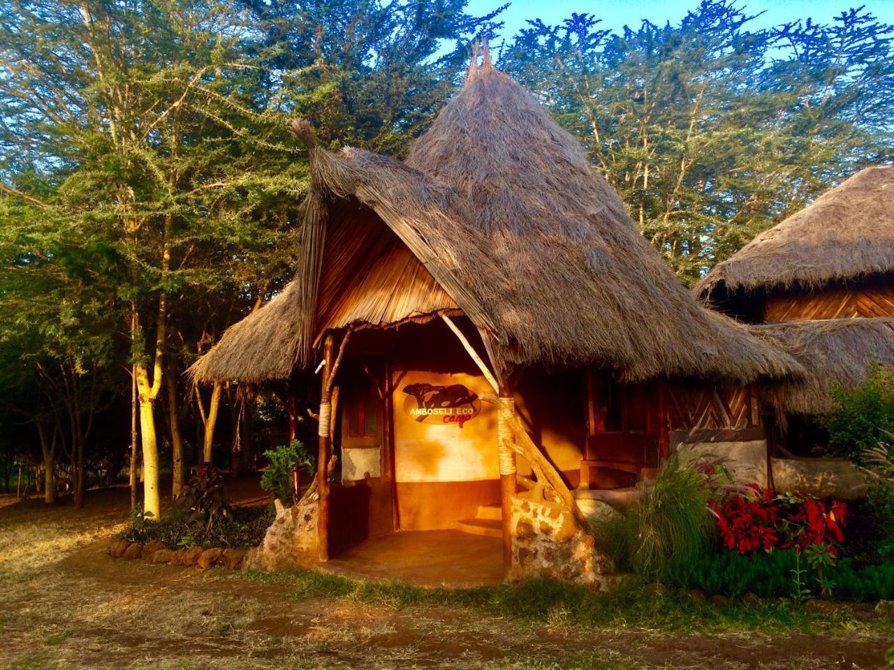 Вилла Amboseli Eco Camp Экстерьер фото